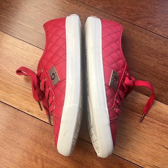 G By Guess Red Shoes Sz6 - Picture 6 of 8